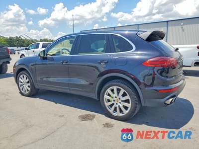 Drugie zdjęcie samochodu z przodu: 2016 PORSCHE CAYENNE SE HYBRID VIN:WP1AE2A26GLA62575 - miniatura
