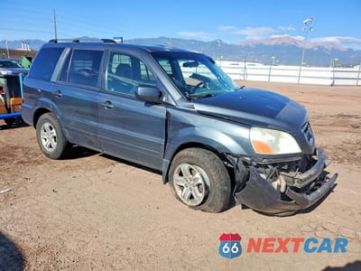 Czwarte zdjęcie samochodu z boku: 2005 HONDA PILOT EXL VIN:2HKYF18685H560309 - miniatura