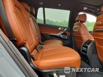 Zdjęcie 11 z 13 samochodu: 2025 BMW X7 XDRIVE40I VIN:5UX23EM0XS9X08292 - miniatura