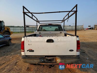 Zdjęcie 6 z 12 samochodu: 2005 FORD F250 SUPER DUTY VIN:1FTSX21515EC76658 - miniatura