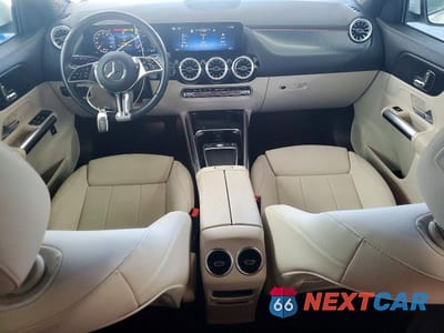 Zdjęcie 8 z 13 samochodu: 2025 MERCEDES-BENZ GLA 250 VIN:W1N4N4GBXSJ734944 - miniatura