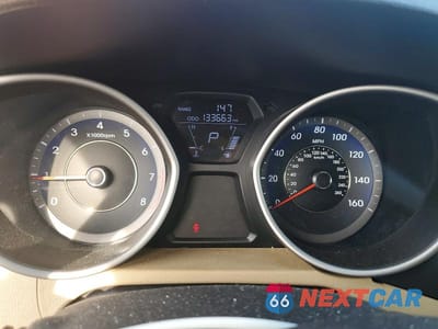 Zdjęcie 9 z 12 samochodu: 2011 HYUNDAI ELANTRA LIMITED VIN:KMHDH4AE0BU159149 - miniatura