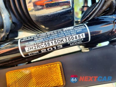 Zdjęcie 9 z 9 samochodu: 2013 HONDA VT750 S VIN:JH2RC5815DK300451 - miniatura