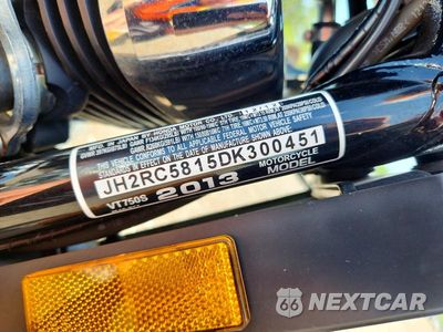 Zdjęcie 9 z 9 samochodu: 2013 HONDA VT750 S VIN:JH2RC5815DK300451 - miniatura