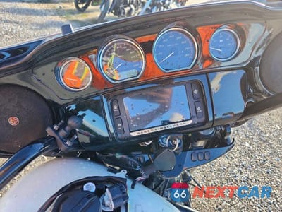 Zdjęcie 7 z 9 samochodu: 2018 HARLEY-DAVIDSON FLHXS STREET GLIDE SPECIAL VIN:1HD1KRC11JB637099 - miniatura