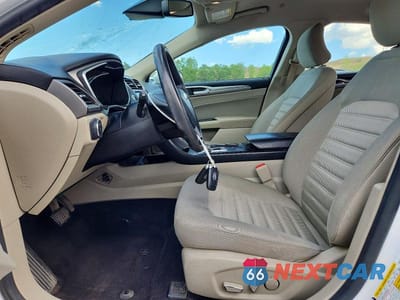 Zdjęcie 7 z 12 samochodu: 2019 FORD FUSION SE VIN:3FA6P0LU5KR188558 - miniatura