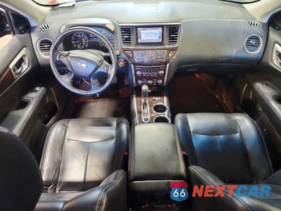 Zdjęcie 8 z 13 samochodu: 2016 NISSAN PATHFINDER SL VIN:5N1AR2MM1GC626695 - miniatura