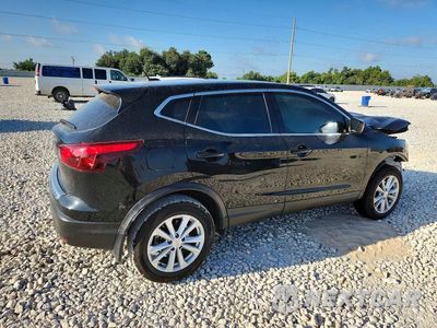 Trzecie zdjęcie samochodu z tyłu: 2018 NISSAN ROGUE SPORT S VIN:JN1BJ1CP6JW162690 - miniatura