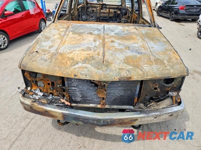 Zdjęcie 12 z 12 samochodu: 1995 CHEVROLET SUBURBAN K1500 VIN:1GNFK16K5SJ322625 - miniatura