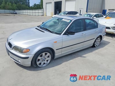 2005 BMW 325 I WBAEV33425KW16816 - główne zdjęcie licytacji z USA - miniatura