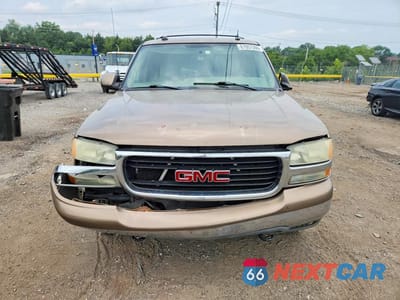 Piąte zdjęcie samochodu w środku: 2004 GMC YUKON VIN:1GKEK13Z84J190313 - miniatura