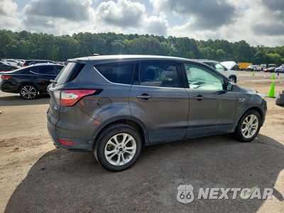 Trzecie zdjęcie samochodu z tyłu: 2017 FORD ESCAPE SE VIN:1FMCU0GD7HUE85523 - miniatura