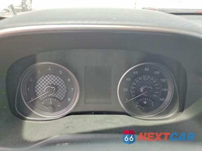 Zdjęcie 9 z 12 samochodu: 2020 HYUNDAI ELANTRA SEL VIN:5NPD84LF9LH541413 - miniatura