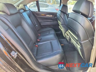 Zdjęcie 10 z 12 samochodu: 2012 BMW 750 I VIN:WBAKA8C50CCY37827 - miniatura