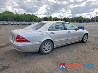Trzecie zdjęcie samochodu z tyłu: 2001 MERCEDES-BENZ S 500 VIN:WDBNG75J51A195535 - miniatura