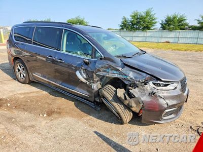 Czwarte zdjęcie samochodu z boku: 2023 CHRYSLER PACIFICA LIMITED VIN:2C4RC1GG6PR520405 - miniatura