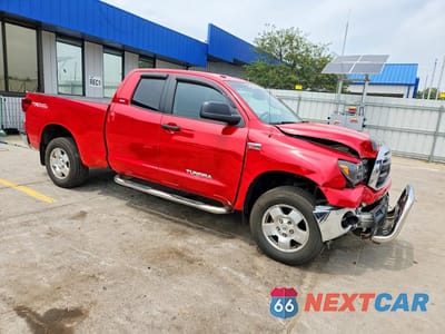 Czwarte zdjęcie samochodu z boku: 2011 TOYOTA TUNDRA DOUBLE CAB SR5 VIN:5TFUW5F14BX167257 - miniatura