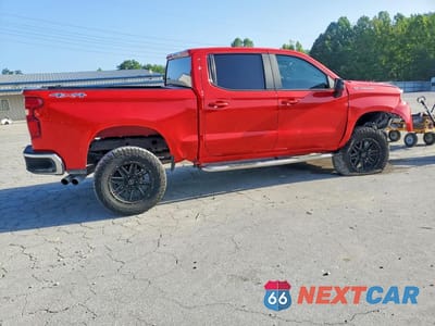 Trzecie zdjęcie samochodu z tyłu: 2019 CHEVROLET SILVERADO K1500 LT VIN:1GCUYDEDXKZ351655 - miniatura