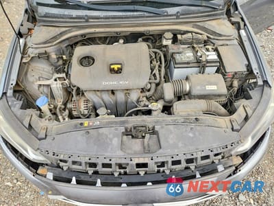 Zdjęcie 11 z 12 samochodu: 2017 HYUNDAI ELANTRA SE VIN:KMHD74LF7HU154340 - miniatura