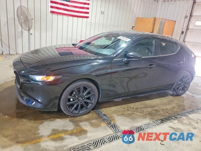 2024 MAZDA 3 SELECT SPORT JM1BPAKM6R1712935 - główne zdjęcie licytacji z USA - miniatura