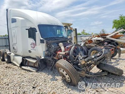 Czwarte zdjęcie samochodu z boku: 2020 KENWORTH T680 SEMI TRUCK VIN:1XKYD49X1LJ355454 - miniatura