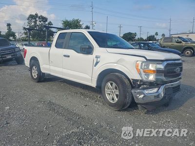 Czwarte zdjęcie samochodu z boku: 2022 FORD F150 SUPER CAB VIN:1FTEX1CB1NKE17403 - miniatura