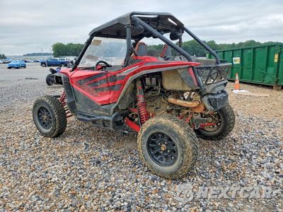 Trzecie zdjęcie samochodu z tyłu: 2020 HONDA SXS1000S UTILITY VEHICLE VIN:1HFVE054XL4101813 - miniatura