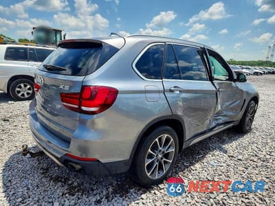 Trzecie zdjęcie samochodu z tyłu: 2017 BMW X5 SDRIVE35I VIN:5UXKR2C31H0U24295 - miniatura