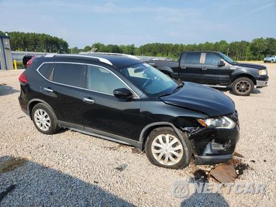 Czwarte zdjęcie samochodu z boku: 2017 NISSAN ROGUE S VIN:JN8AT2MT6HW145617 - miniatura