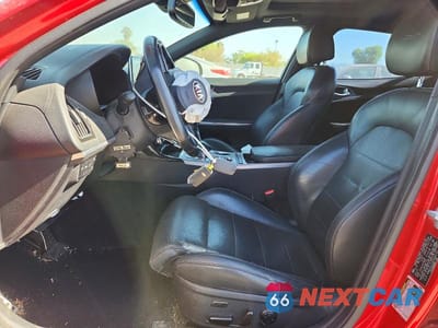 Zdjęcie 7 z 12 samochodu: 2019 KIA STINGER GT2 VIN:KNAE55LC3K6060152 - miniatura