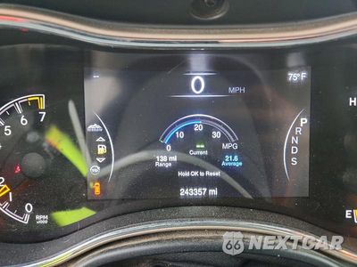 Zdjęcie 9 z 13 samochodu: 2015 JEEP GRAND CHEROKEE LIMITED VIN:1C4RJFBG0FC178595 - miniatura