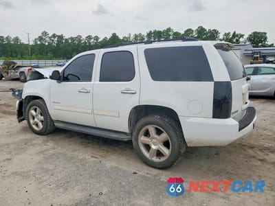 Drugie zdjęcie samochodu z przodu: 2011 CHEVROLET TAHOE C1500 LT VIN:1GNSCBE05BR336415 - miniatura