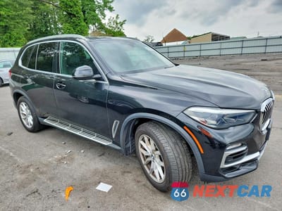 Czwarte zdjęcie samochodu z boku: 2019 BMW X5 XDRIVE40I VIN:5UXCR6C53KLL11483 - miniatura