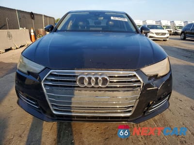 Piąte zdjęcie samochodu w środku: 2017 AUDI A4 PREMIUM VIN:WAUANAF40HN007631 - miniatura