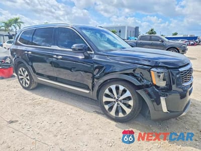 Czwarte zdjęcie samochodu z boku: 2020 KIA TELLURIDE S VIN:5XYP64HC1LG010442 - miniatura
