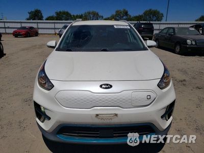 Piąte zdjęcie samochodu w środku: 2019 KIA NIRO EX VIN:KNDCC3LG2K5021999 - miniatura