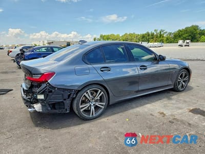 Trzecie zdjęcie samochodu z tyłu: 2022 BMW 330E VIN:WBA5P7C05NFL65779 - miniatura