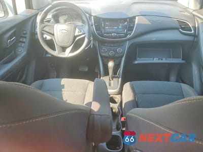 Zdjęcie 8 z 14 samochodu: 2017 CHEVROLET TRAX LS VIN:KL7CJNSB9HB066596 - miniatura