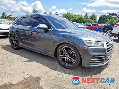 Czwarte zdjęcie samochodu z boku: 2018 AUDI SQ5 PREMIUM PLUS VIN:WA1A4AFY5J2147989 - miniatura