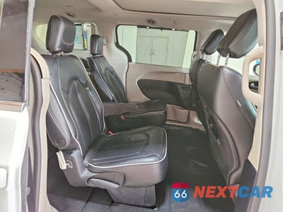 Zdjęcie 11 z 13 samochodu: 2023 CHRYSLER PACIFICA LIMITED VIN:2C4RC1GG5PR632855 - miniatura
