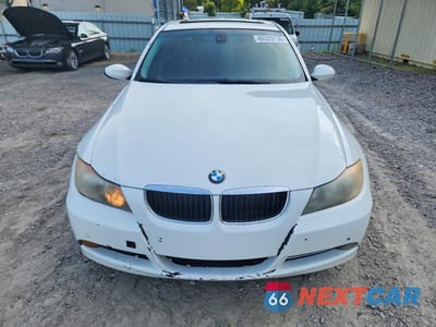 Piąte zdjęcie samochodu w środku: 2008 BMW 328 I VIN:WBAVA33588P141846 - miniatura