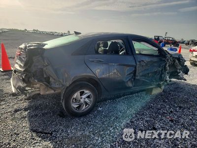 Trzecie zdjęcie samochodu z tyłu: 2025 HYUNDAI ELANTRA SE VIN:KMHLL4DG5SU011179 - miniatura
