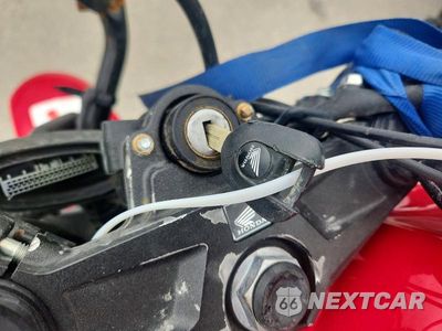 Zdjęcie 8 z 9 samochodu: 2025 HONDA CBR500 RA VIN:MLHPC7051S5101609 - miniatura