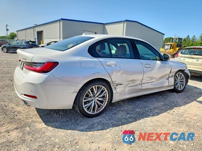 Trzecie zdjęcie samochodu z tyłu: 2023 BMW 330XI VIN:3MW89FF09P8D31448 - miniatura