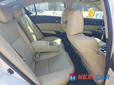 Zdjęcie 10 z 12 samochodu: 2017 ACURA ILX PREMIUM VIN:19UDE2F71HA013303 - miniatura
