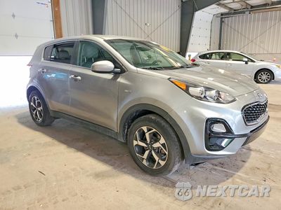 Czwarte zdjęcie samochodu z boku: 2020 KIA SPORTAGE LX VIN:KNDPMCAC2L7833436 - miniatura