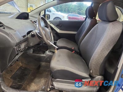Zdjęcie 7 z 12 samochodu: 2010 TOYOTA YARIS BASE VIN:JTDJT4K34A5321229 - miniatura