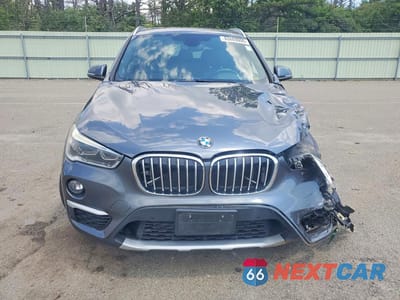 Piąte zdjęcie samochodu w środku: 2016 BMW X1 XDRIVE28I VIN:WBXHT3C38G5E53254 - miniatura