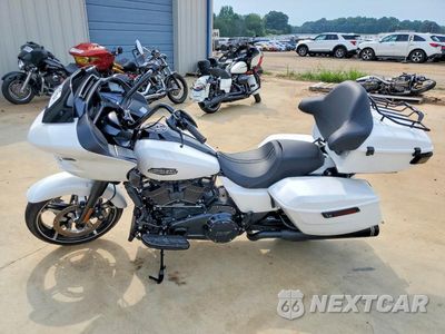 Trzecie zdjęcie samochodu z tyłu: 2024 HARLEY-DAVIDSON FLTRX VIN:1HD1KH717RB660693 - miniatura
