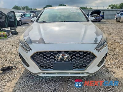 Piąte zdjęcie samochodu w środku: 2018 HYUNDAI SONATA SEL+ VIN:5NPE34AF6JH728112 - miniatura